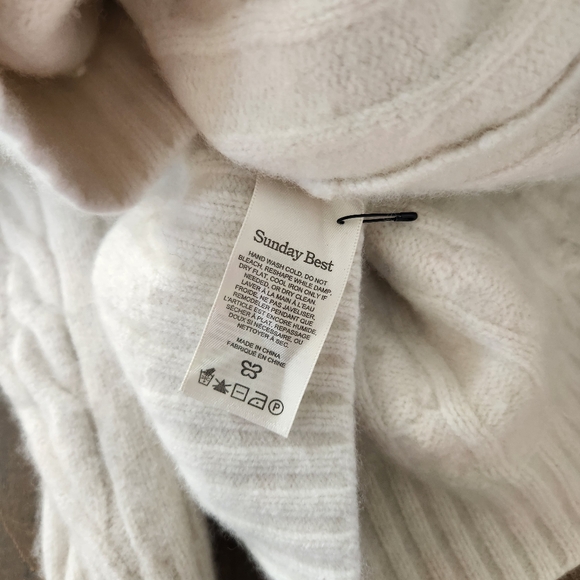 Aritzia Sunday Best Wool-Blend Sweater – Size XS - Picture 9 of 10